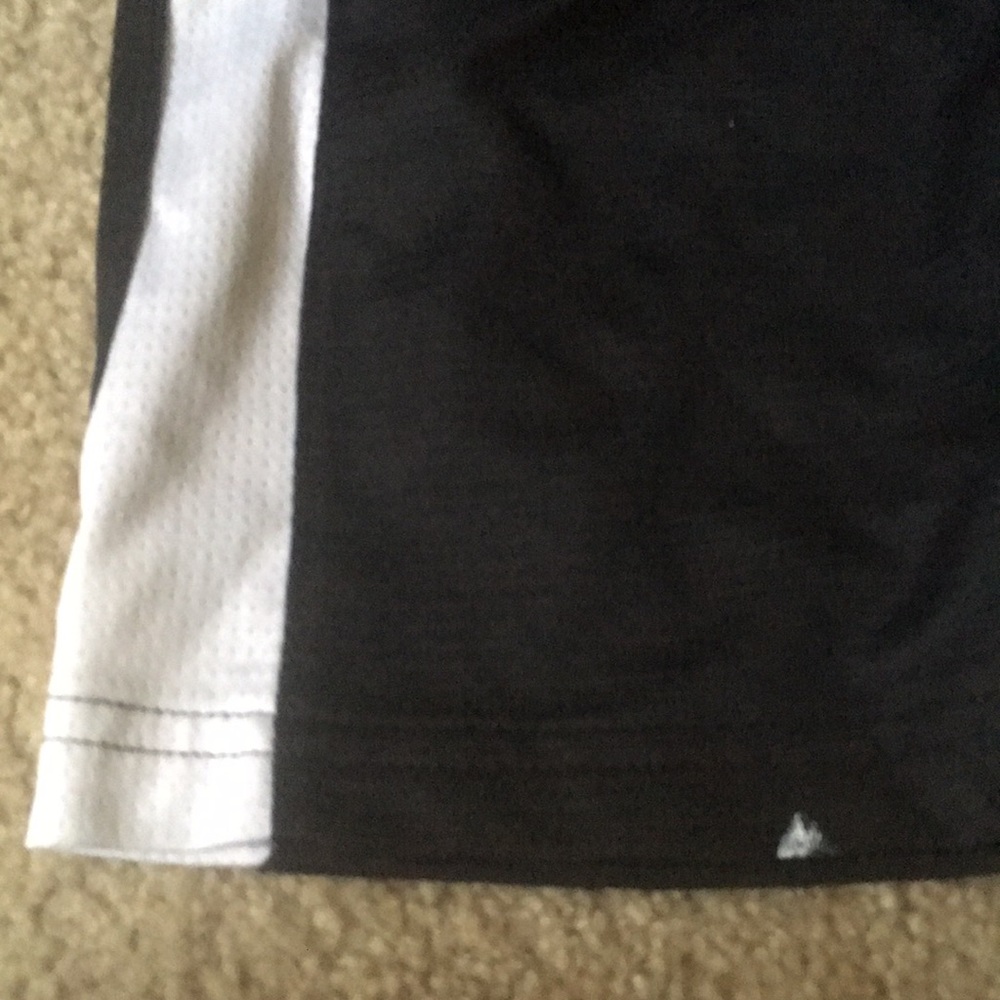 Shorts - Picture 6 of 6